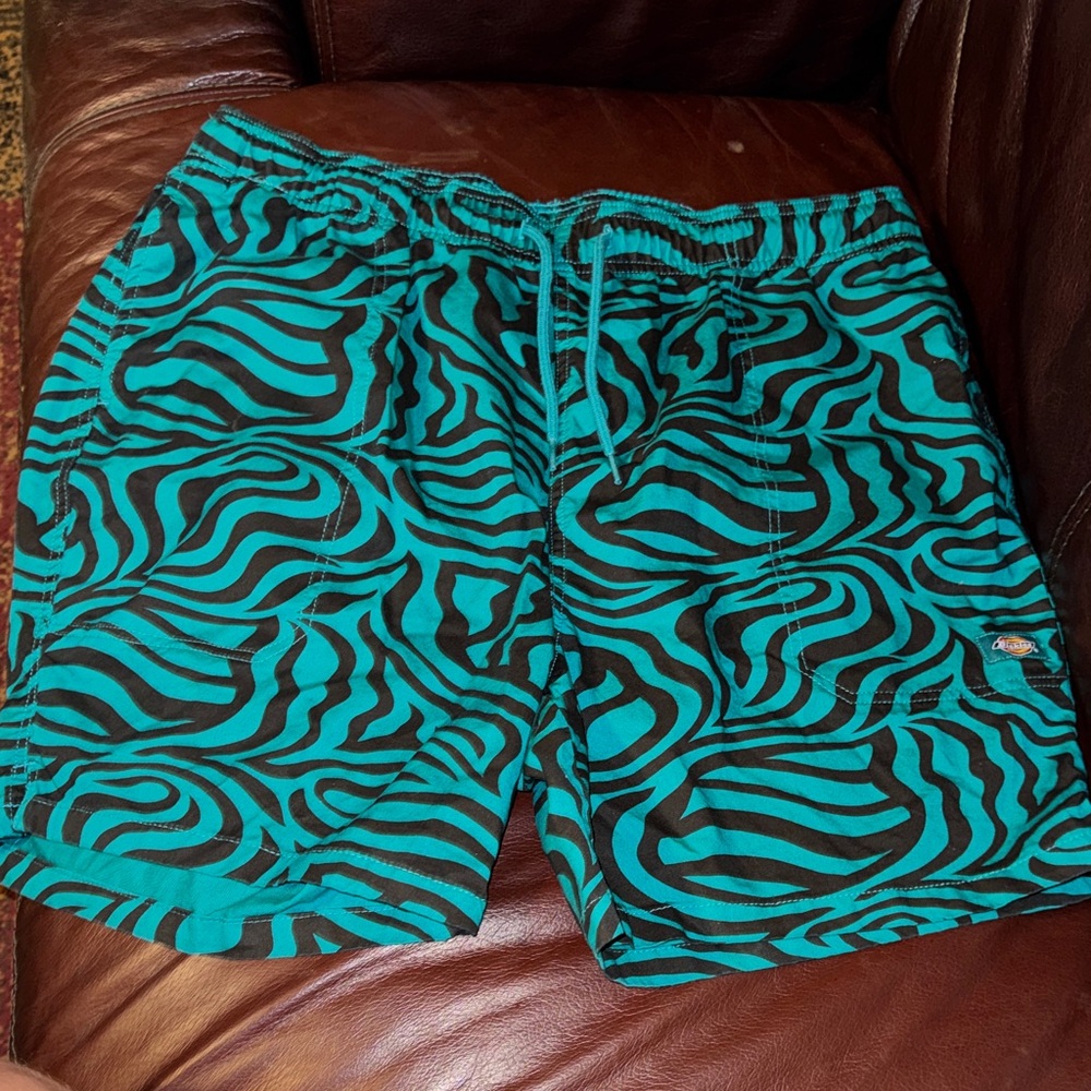 Dickies Men's Teal and Black Zebra-Print Shorts Drawstring L